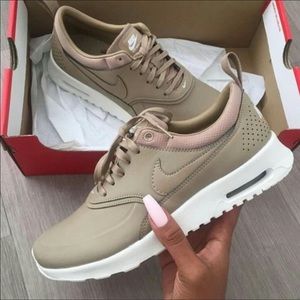 Nike thea tan Clearance